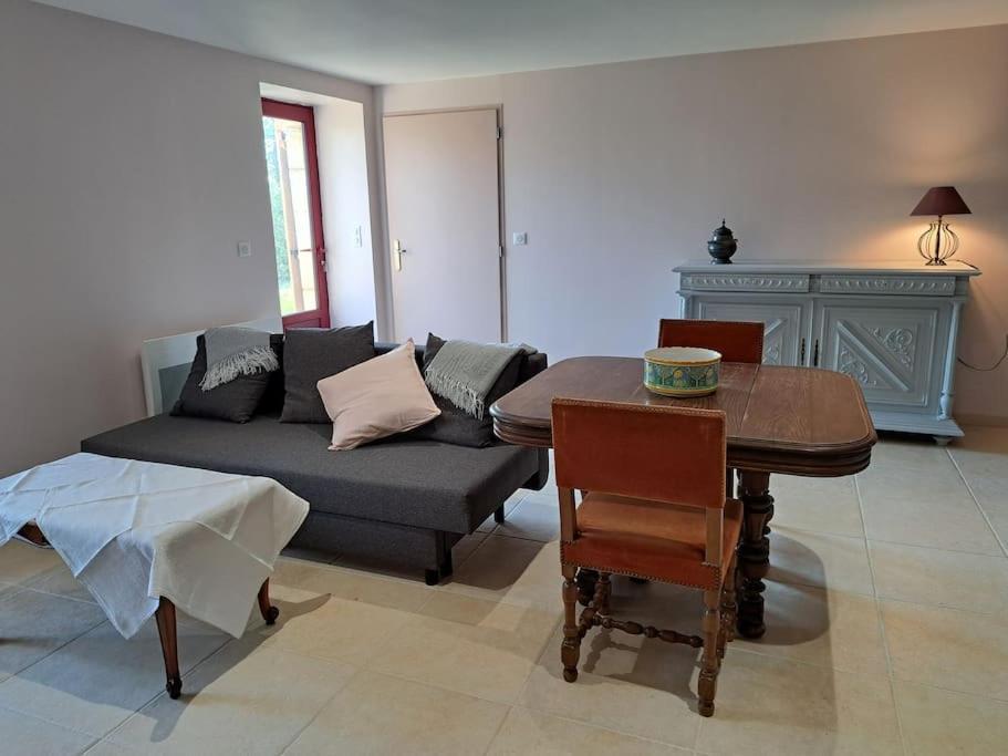 Le Logement Des Barthes Mongauzy Exterior foto
